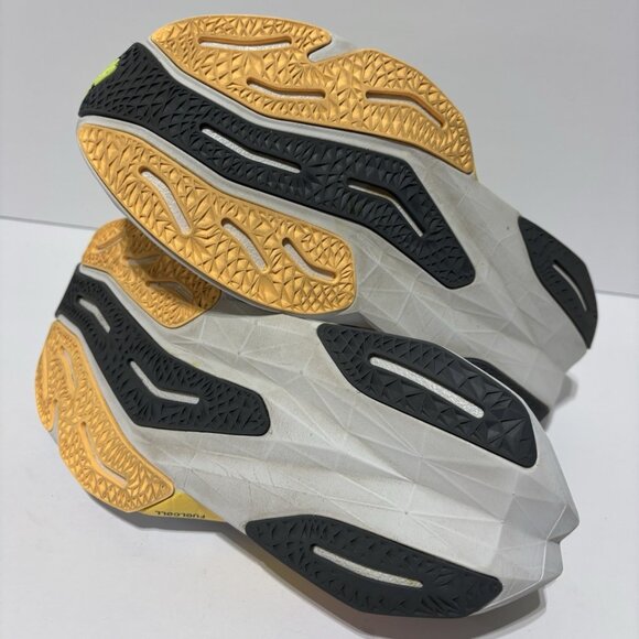 New Balance Women’s FuelCell Rebel V4 Running Shoes Yellow/White, Size 9.5 M - Picture 6 of 6